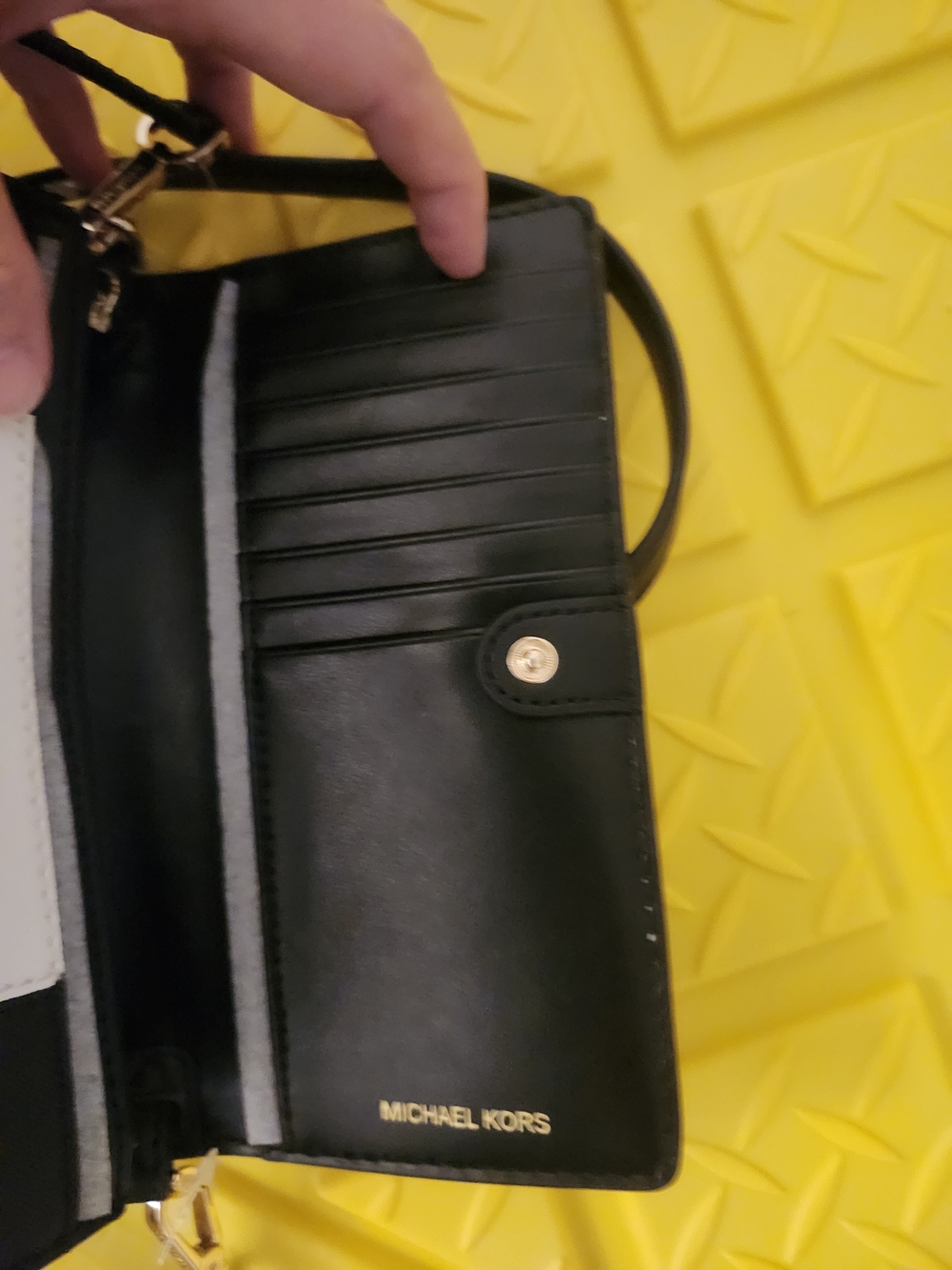 Michael Kors Jet Set Charm Phone Crossbody - Leather - Picture 5 of 5